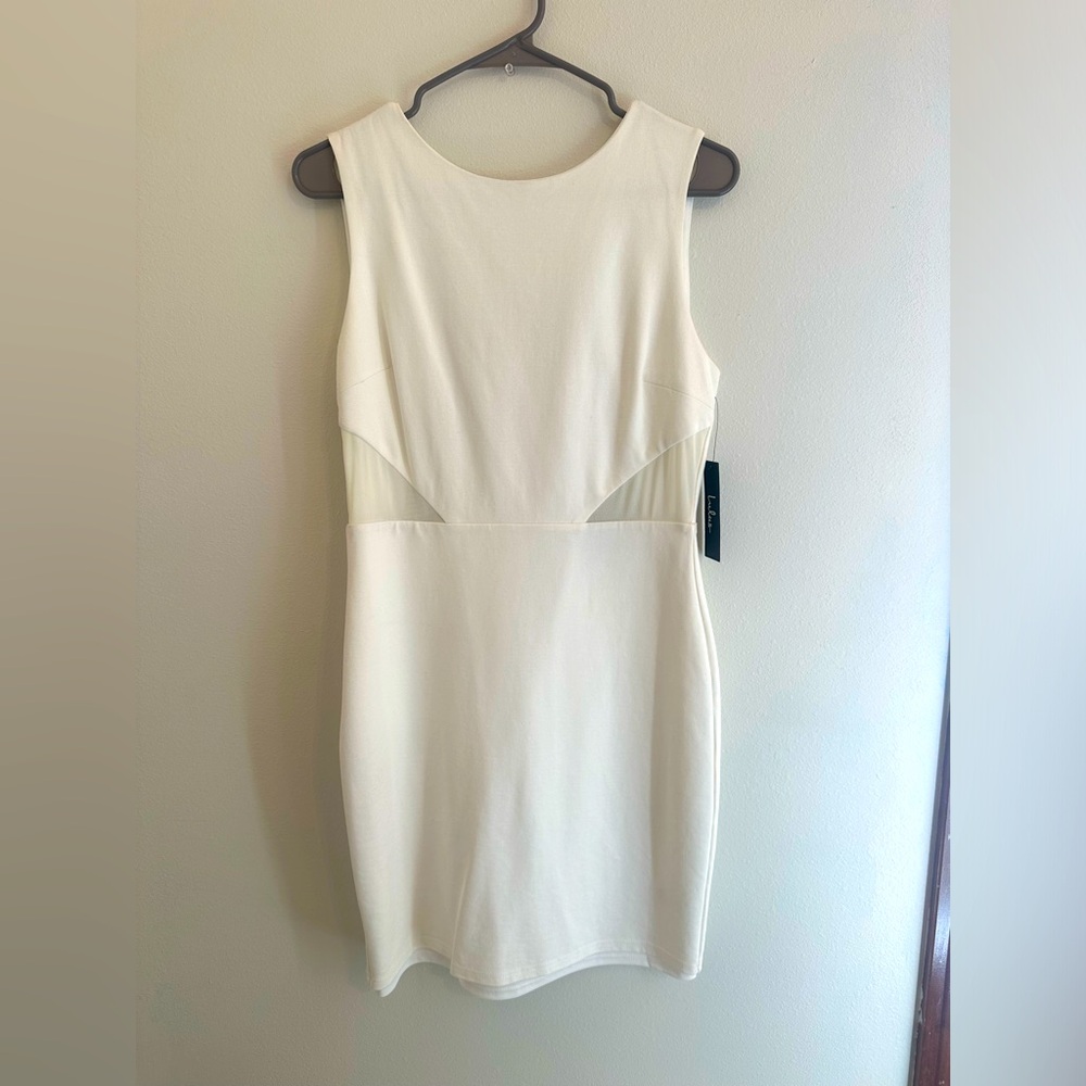 Elegant Cream Sleeveless Dress